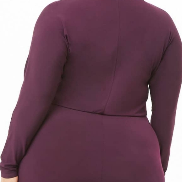 Forever 21 Plus - Picture 2 of 8